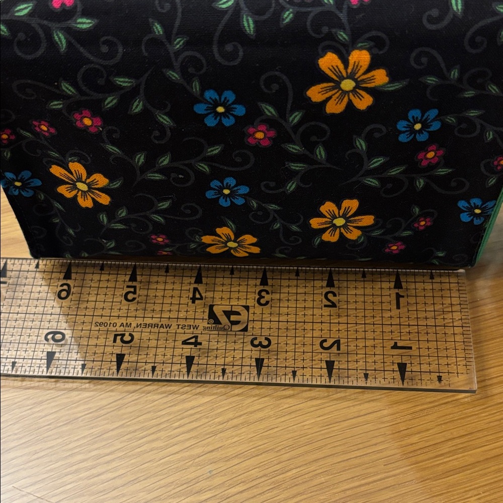 Snap Pouching - Picture 3 of 5